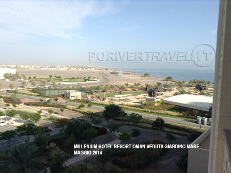 veduta giardino mare hotel Millenium Oman 
